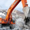 Crawler Excavator: DX700LC - Image 4