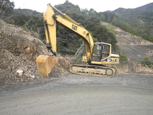 320 Excavator