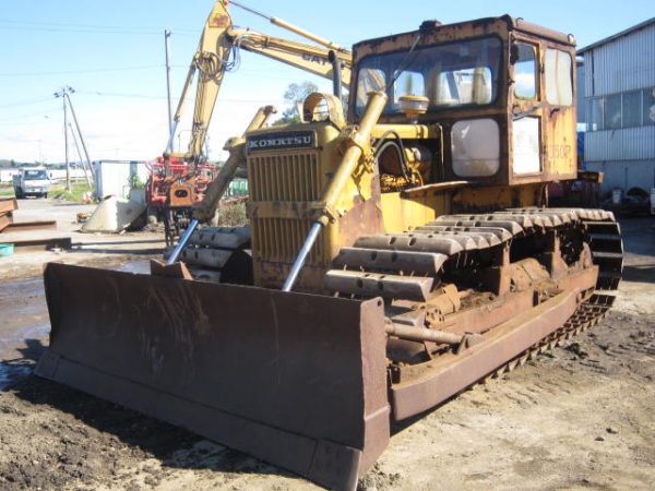 KOMATSU BULLDOZER D50P-15