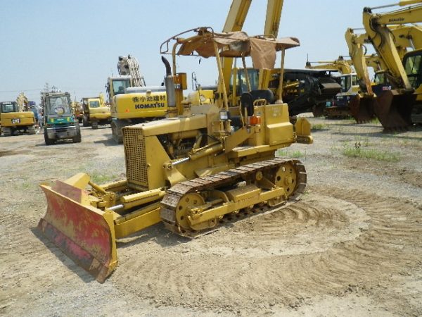 KOMATSU BULLDOZER D20A-5