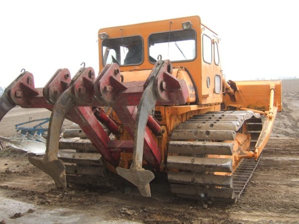 KOMATSU BULLDOZER D60P-6