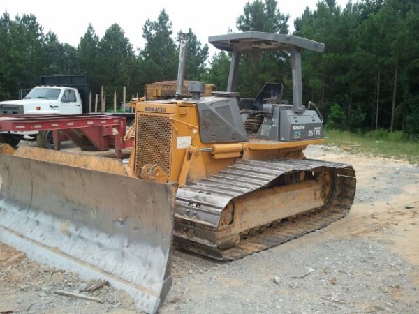 KOMATSU BULLDOZER D61PX-12